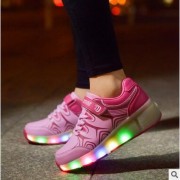 外贸LED灯鞋七彩发光鞋带灯男女儿童鞋滑轮暴走鞋批发溜冰运动鞋