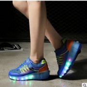 2016厂家闪光暴走鞋 LED自动款儿童双轮儿童暴走鞋男轮滑鞋批发