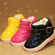 冬季新款童鞋糖果色亮皮儿童雪地靴PU防水童鞋保暖套脚棉鞋批发