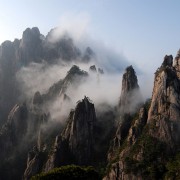 江西唯一符合国际标准球场 庐山国际高尔夫球会